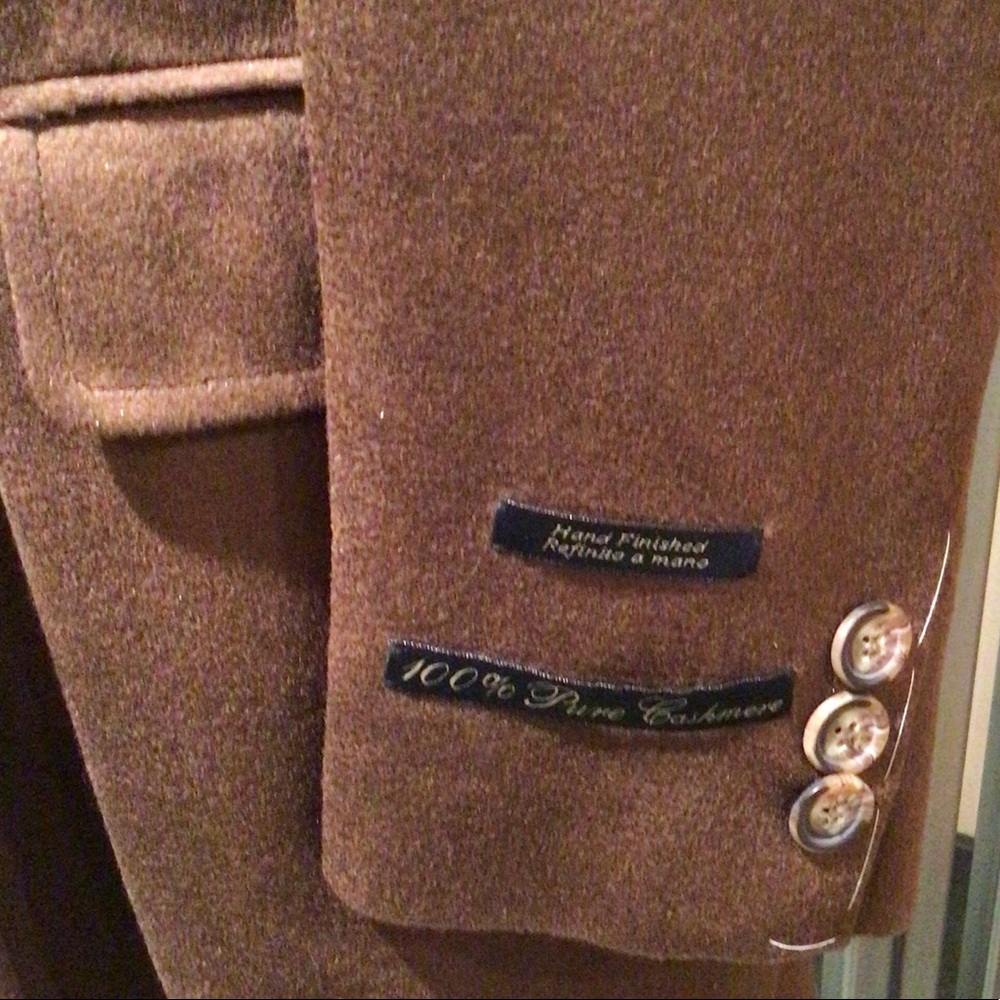 💕💕Host Pick💕💕NWT Italian designer men’s cashmere/wool coat - Picture 12 of 12